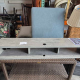 Martin Floating Console