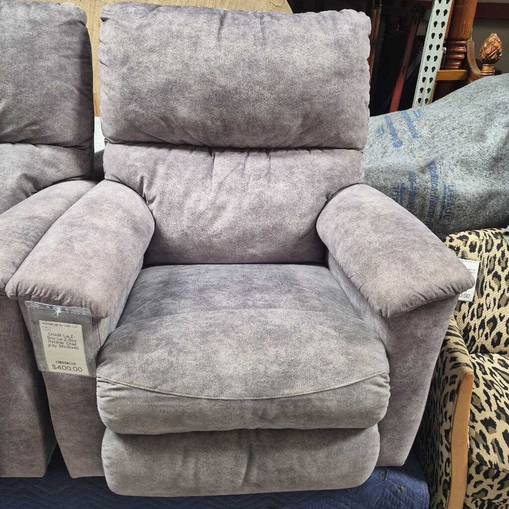 Chairs/Sofas