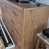 Fairfield Chair Maxwell Seven-Drawer Dresser - Sunlit Oak
